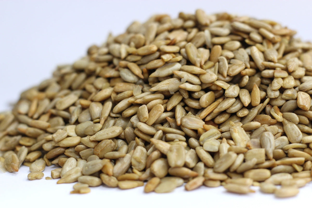 No Salt Sunflower Seeds, a loose heap of whole roasted sunflower seed kernels